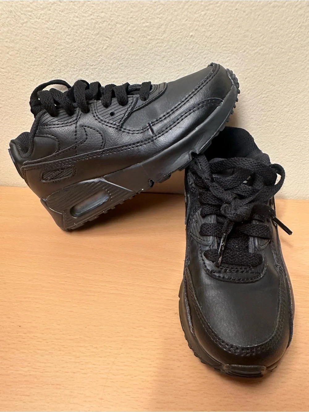 Nike Air Max 90 Low Triple Black Unisex Shoes Size 12C